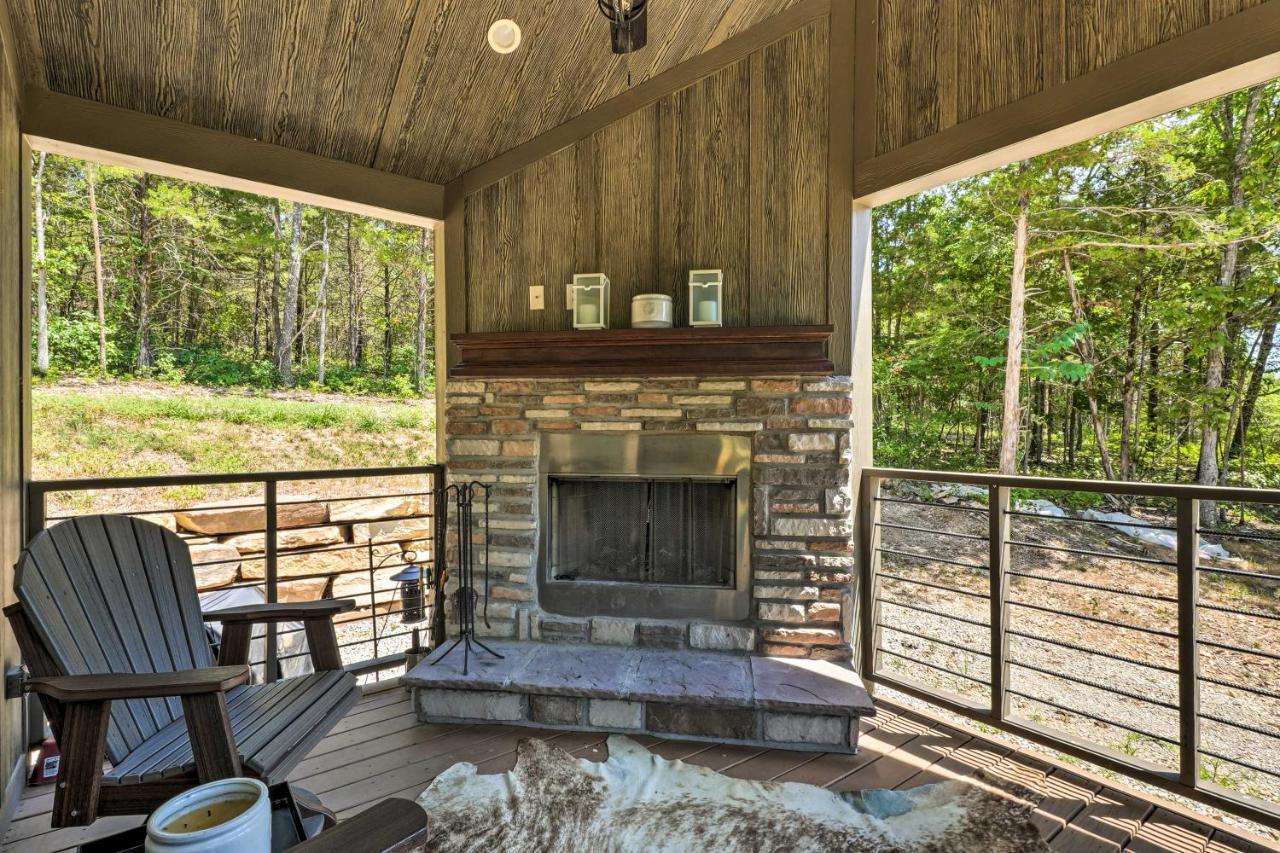 Branson Tiny Home On 52 Acres With Private Lake! Ngoại thất bức ảnh